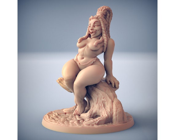 Grozna | Orc Pinup | Medium | Artisan Guild
