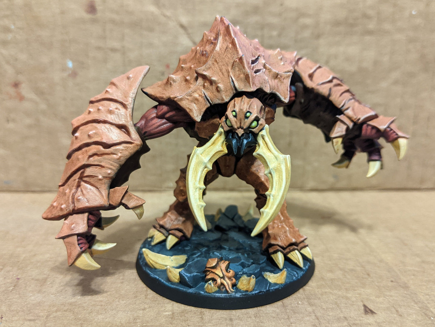 Slathos on Hive Colossus | 32mm | 50mm Base | Artisan Guild | Depth Ones