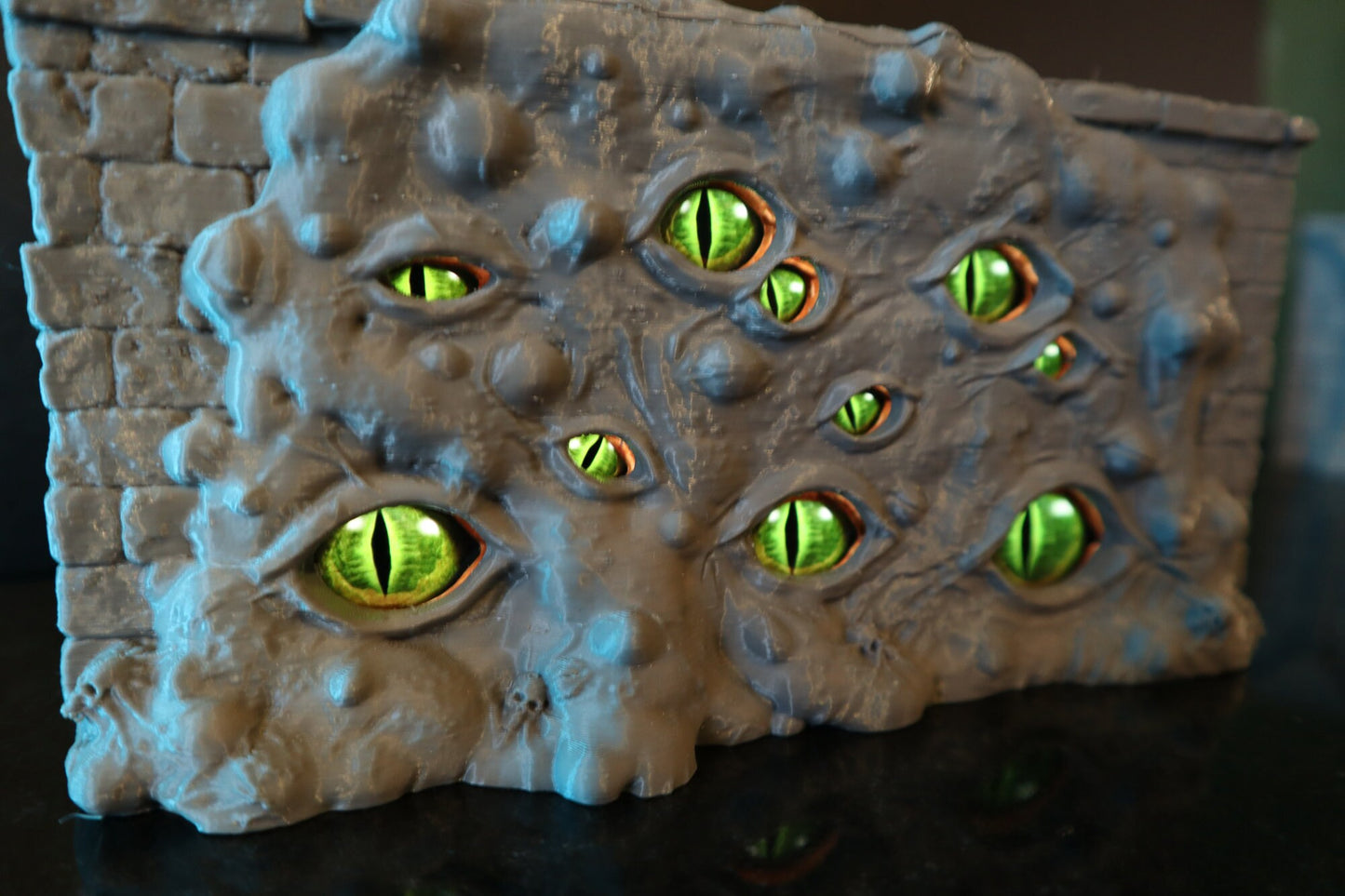 Living Eyes | Phone Screen Portal | Calling Portals | Black Scrolls Games