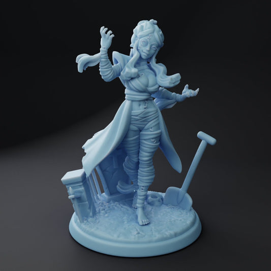 Frankie | Medium | Twin Goddess Miniatures