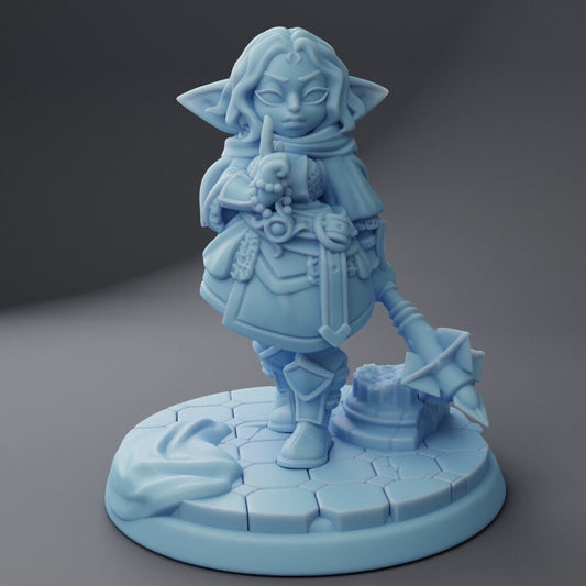 Holly | Goblin Cleric | Medium | Goblin Month | Twin Goddess Miniatures | Dungeons and Dragons | TTRPG | Pathfinder | Greenskin